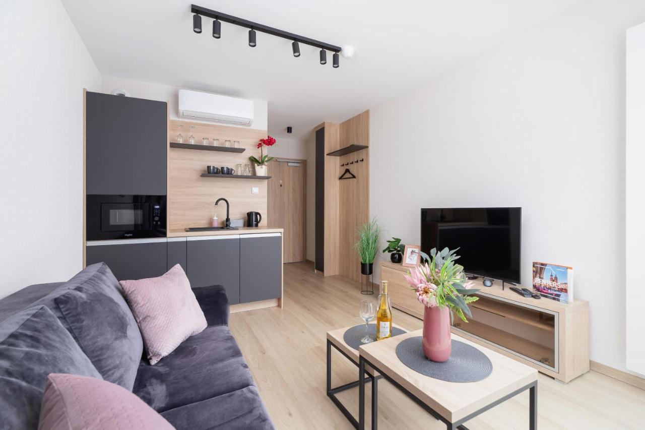 Modern Srodmiescie By Renters Appartement *
